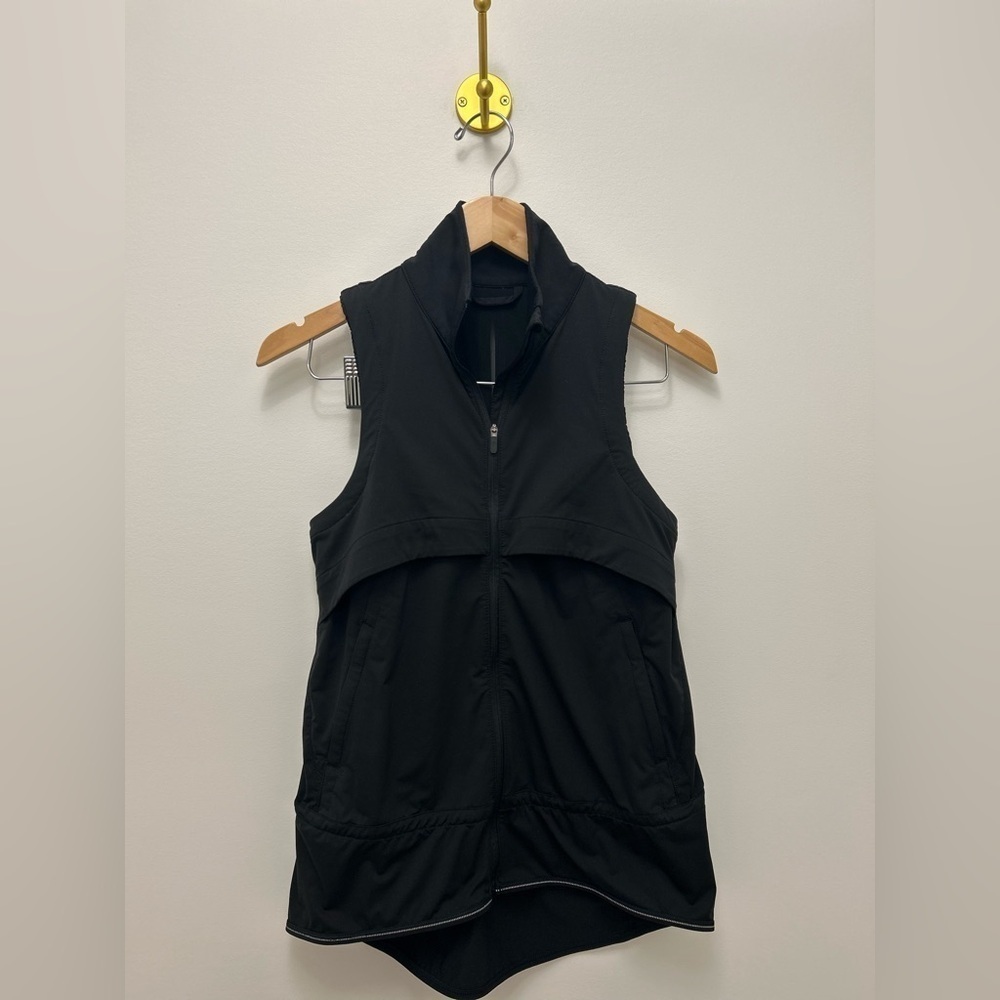 NWOT lululemon athletica “ kicking asphalt vest” - Picture 5 of 6